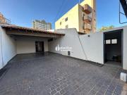 Casa / Sobrado para Locação em Uberlândia/MG Lidice 5...