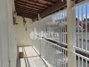 Casa / Sobrado para Locação em Uberlândia/MG Martins 4...