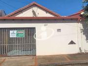 Casa / Sobrado para Locação em Uberlândia/MG Nossa...