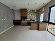 Casa / Sobrado para Locação em Uberlândia/MG Nova...