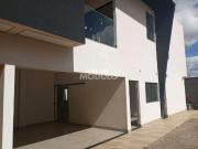 Casa / Sobrado para Locação em Uberlândia/MG Novo Mundo...