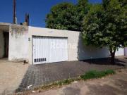 Casa / Sobrado para Locação em Uberlândia/MG Pacaembu 3...