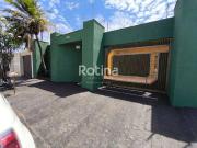 Casa / Sobrado para Locação em Uberlândia/MG Pampulha 4...