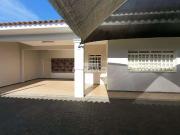 Casa / Sobrado para Locação em Uberlândia/MG Presidente...