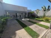 Casa / Sobrado para Locação em Uberlândia/MG Santa...