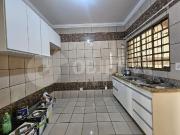 Casa / Sobrado para Locação em Uberlândia/MG Santa...