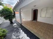 Casa / Sobrado para Locação em Uberlândia/MG Saraiva 3...