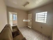 Casa / Sobrado para Locação em Uberlândia/MG Saraiva 3...