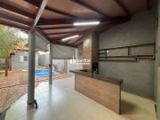 Casa / Sobrado para Locação em Uberlândia/MG Shopping...