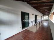 Casa / Sobrado para Locação em Uberlândia/MG Tocantins 4...