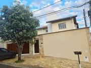 Casa / Sobrado para Locação em Valinhos/SP Loteamento...