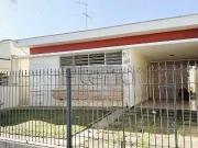 Casa / Sobrado para Locação em Valinhos/SP Vila Martina...