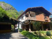 Casa / Sobrado para Locação em Vila Velha/ES Praia da...