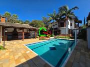 Casa / Sobrado para Locação em Vinhedo/SP Bosque 4 Quartos