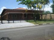 Casa / Sobrado para Locação em Vinhedo/SP Marambaia 3...