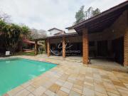 Casa / Sobrado para Locação em Vinhedo/SP Marambaia 4...