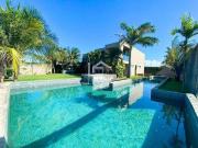 Casa / Sobrado para Venda em Aquiraz/CE Centro 5 Quartos