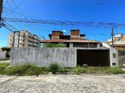 Casa / Sobrado para Venda em Aracaju/SE Farolândia 4 Quartos