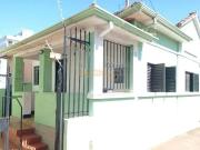 Casa / Sobrado para Venda em Araguari/MG Centro 3 Quartos