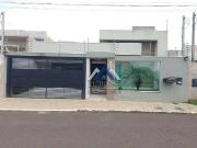 Casa / Sobrado para Venda em Arapongas/PR Jardim Paraná...