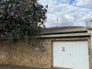 Casa / Sobrado para Venda em Araras/SP Centro 3 Quartos