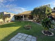 Casa / Sobrado para Venda em Araruama/RJ Lakeview 4 Quartos