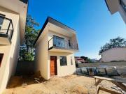 Casa / Sobrado para Venda em Araruama/RJ Viaduto 2 Quartos Casa / Sobrado para Venda em Araruama/RJ Viaduto 2 Quartos