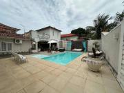 Casa / Sobrado para Venda em Araruama/RJ Parque Hotel 5...