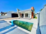 Casa / Sobrado para Venda em Arroio do Sal/RS Balneário...