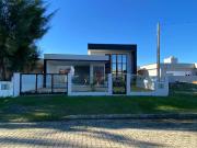 Casa / Sobrado para Venda em Arroio do Sal/RS Balneário...