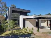 Casa / Sobrado para Venda em Atibaia/SP Condomínio...