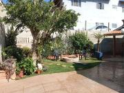 Casa / Sobrado para Venda em Atibaia/SP Guaxinduva 4 Quartos