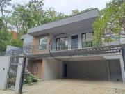 Casa / Sobrado para Venda em Atibaia/SP Itapetinga 4 Quartos