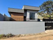 Casa / Sobrado para Venda em Atibaia/SP Pinheirinho 3...