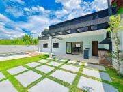 Casa / Sobrado para Venda em Atibaia/SP Portão 3 Quartos