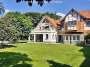 Casa / Sobrado para Venda em Atibaia/SP Vila Giglio 7...