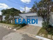 Casa / Sobrado para Venda em Atibaia/SP Vila Santista 3...