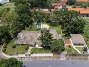 Casa / Sobrado para Venda em Atibaia/SP Vila Santista 5...