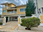 Casa / Sobrado para Venda em Atibaia/SP Vila Santista 8...