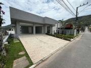 Casa / Sobrado para Venda em Balneário Camboriú/SC Barra...