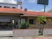 Casa / Sobrado para Venda em Balneário Camboriú/SC...