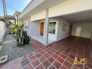 Casa / Sobrado para Venda em Balneário Camboriú/SC...