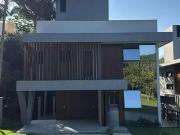 Casa / Sobrado para Venda em Balneário Camboriú/SC Praia...