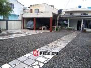 Casa / Sobrado para Venda em Balneário Camboriú/SC Praia...