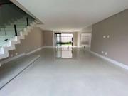 Casa / Sobrado para Venda em Balneário Camboriú/SC Vila...