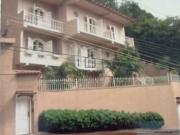 Casa / Sobrado para Venda em Barra Mansa/RJ Centro 4 Quartos