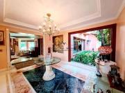 Casa / Sobrado para Venda em Barueri/SP Alphaville 5 Quartos