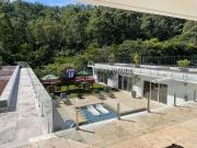 Casa / Sobrado para Venda em Barueri/SP Tamboré 3 Quartos