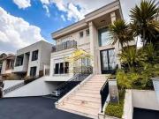 Casa / Sobrado para Venda em Barueri/SP Tamboré 4 Quartos