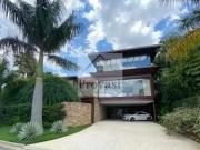 Casa / Sobrado para Venda em Barueri/SP Tamboré 4 Quartos